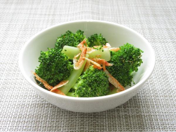 ブロッコリーとサクラエビの蒸し炒め画像