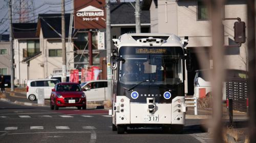 自動運転バス