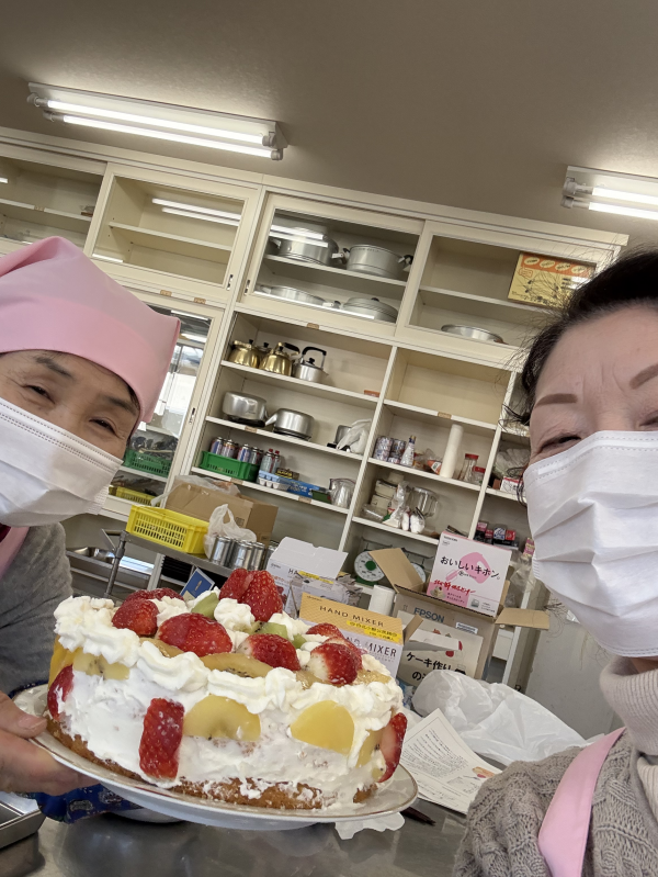 デコレーションケーキの画像