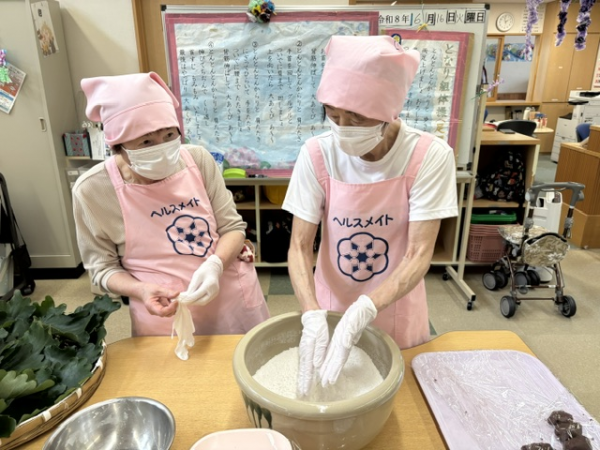 柏餅作りの画像