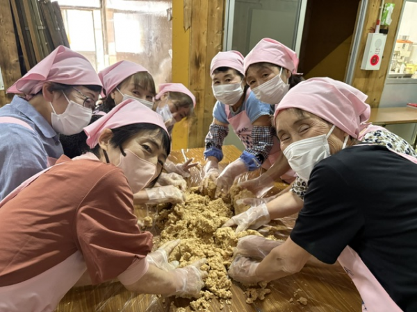 野外学習の画像