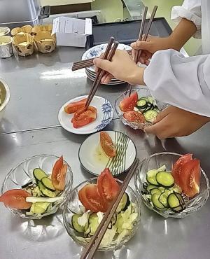 調理実習の画像