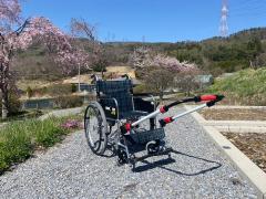 けん引式車いす補助装置写真