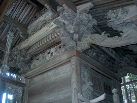 北熊井諏訪社の本殿の写真