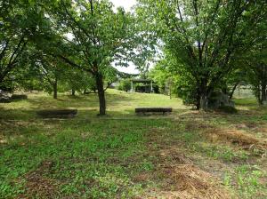 堅石 かたせ公園