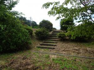 堅石 かたせ公園