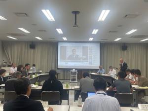 塩尻市中学校部活動地域移行等協議会の写真